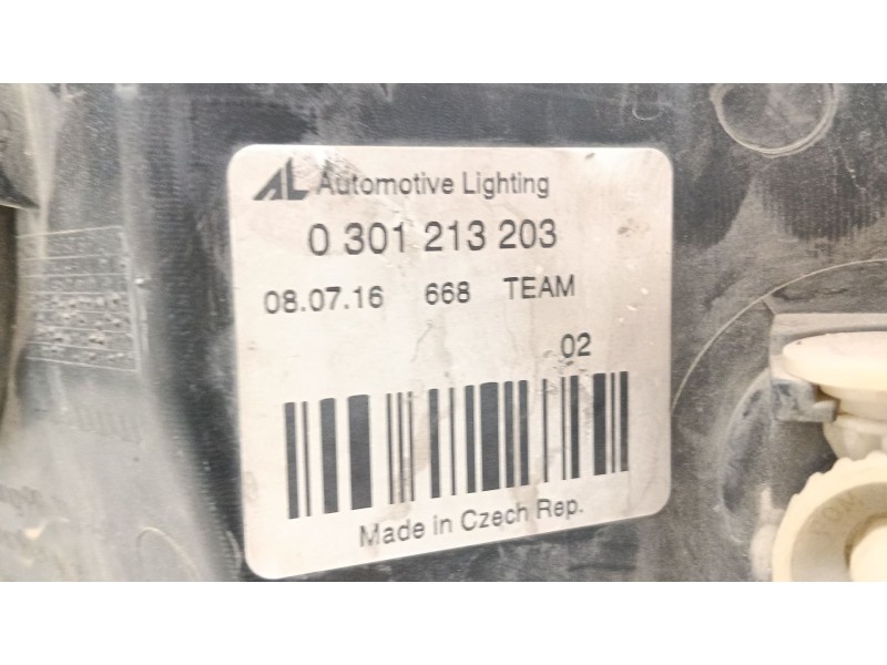 Recambio de faro izquierdo para peugeot 407 (6d_) 2.0 hdi 135 (6drhrh, 6drhre, 6drhrg, 6drhrj) referencia OEM IAM   