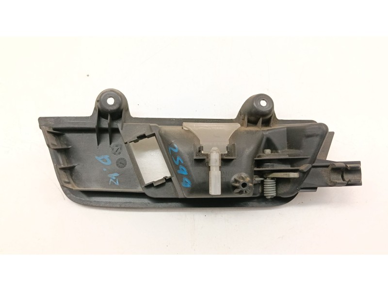 Recambio de maneta interior delantera izquierda para audi a4 b6 (8e2) 1.9 tdi referencia OEM IAM 8E1837019  
							