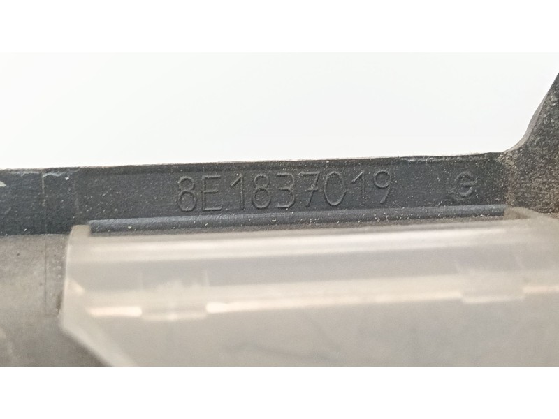 Recambio de maneta interior delantera izquierda para audi a4 b6 (8e2) 1.9 tdi referencia OEM IAM 8E1837019  
							