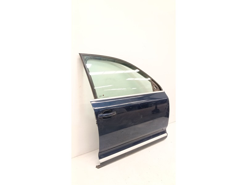 Recambio de puerta delantera derecha para volkswagen touareg (7l6) 3.0 v6 tdi dpf referencia OEM IAM   
							