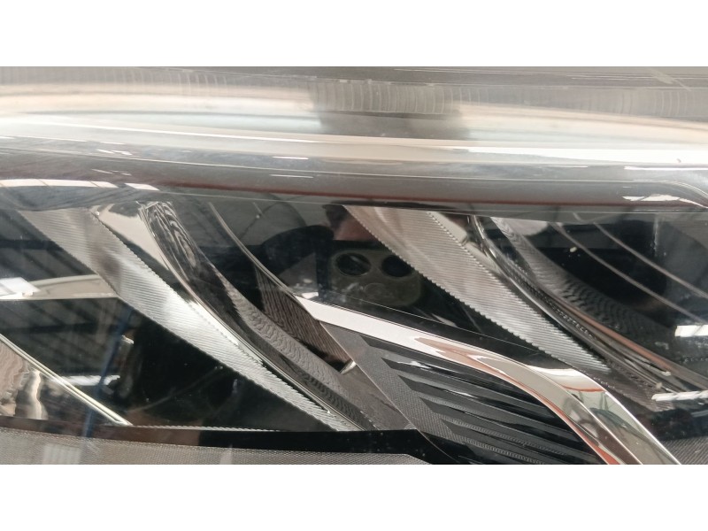 Recambio de faro derecho para renault captur i (j5_, h5_) 1.2 tce 120 referencia OEM IAM   
							