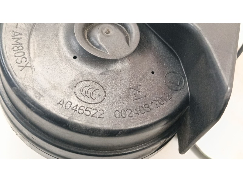 Recambio de claxon para mitsubishi mirage / space star vi hatchback (a0_a) 1.2 (a03a) referencia OEM IAM A046522  