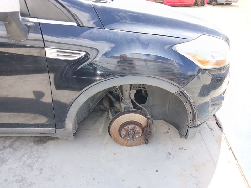 Recambio de aleta delantera derecha para ford kuga i 2.0 tdci referencia OEM IAM   