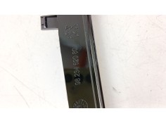 Recambio de moldura para peugeot 2008 ii (ud_, us_, uy_, uj_, ur_, uc_) 1.2 puretech 100 referencia OEM IAM 9823462080   2