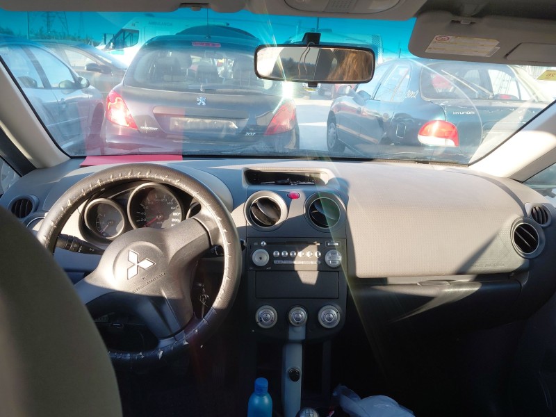mitsubishi colt vi (z3_a, z2_a) del año 2004