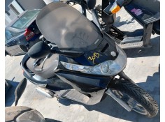 piaggio x8 del año 2007