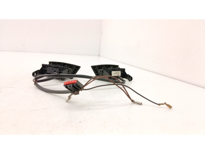 Recambio de mando volante para ford kuga i 2.0 tdci referencia OEM IAM 3M5T9E740AD  
							