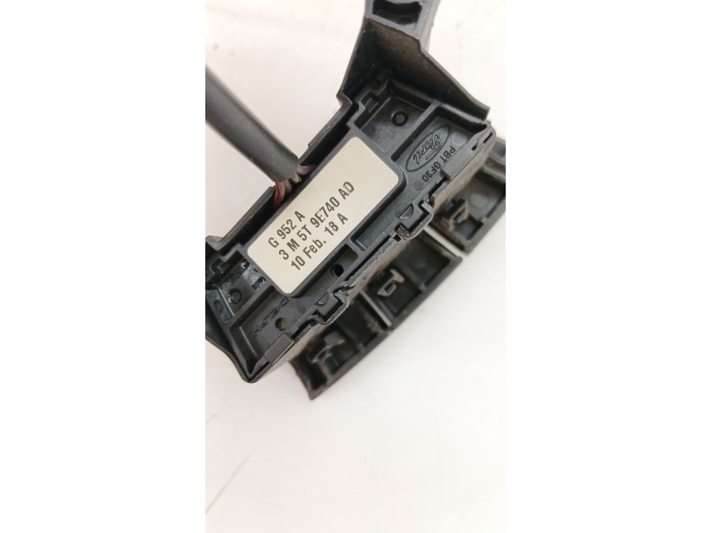 Recambio de mando volante para ford kuga i 2.0 tdci referencia OEM IAM 3M5T9E740AD  
