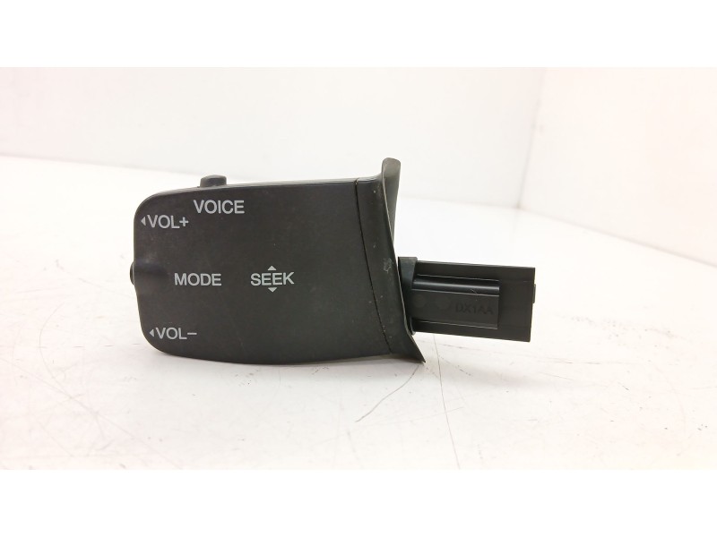 Recambio de mando multifuncion para ford kuga i 2.0 tdci referencia OEM IAM 758709  