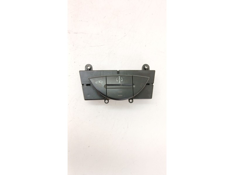 Recambio de interruptor para mercedes-benz cls (c219) cls 350 (219.356) referencia OEM IAM 2118217158  
