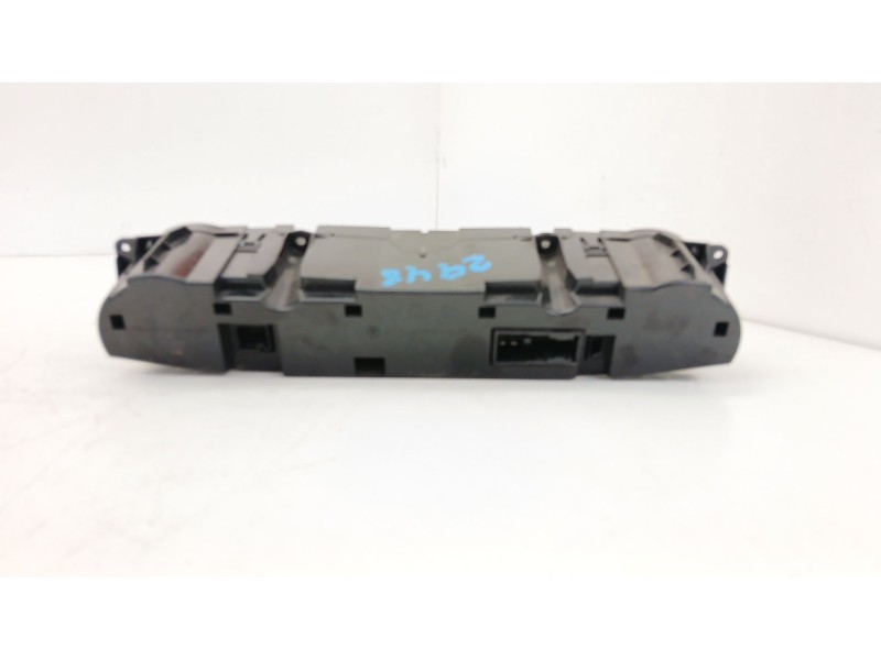Recambio de mando climatizador para mercedes-benz cls (c219) cls 350 (219.356) referencia OEM IAM 2198300685  