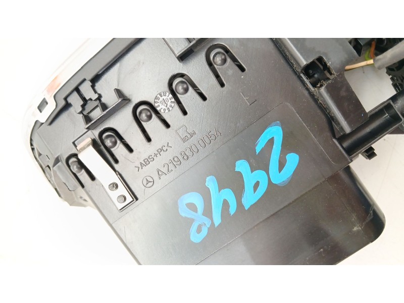 Recambio de rejilla aireadora para mercedes-benz cls (c219) cls 350 (219.356) referencia OEM IAM A2198300054  