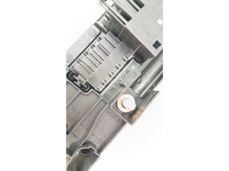 Recambio de caja reles / fusibles para mercedes-benz cls (c219) cls 350 (219.356) referencia OEM IAM 2115452301  
