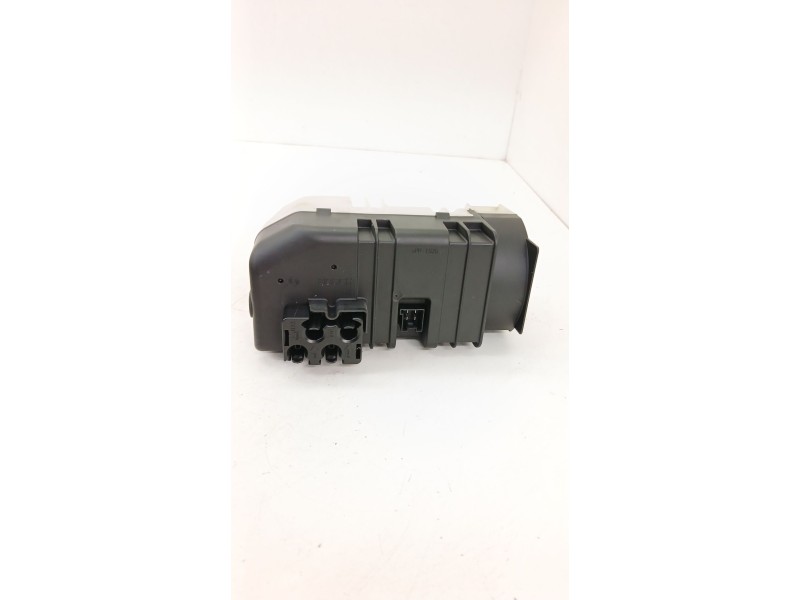 Recambio de no identificado para mercedes-benz cls (c219) cls 350 (219.356) referencia OEM IAM A0008000318  