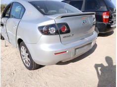 Recambio de paragolpes trasero para mazda 3 sedán (bk) 1.6 di turbo (bk12y) referencia OEM IAM    2