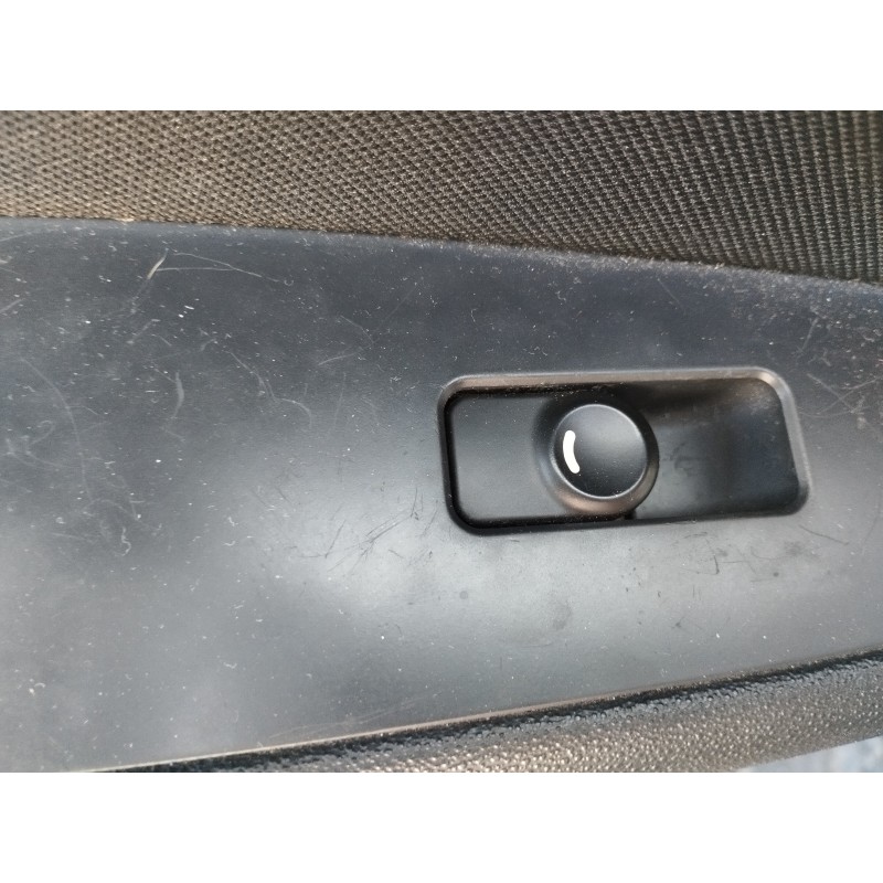 Recambio de mando elevalunas trasero izquierdo para hyundai i30 1.4 cat referencia OEM IAM   