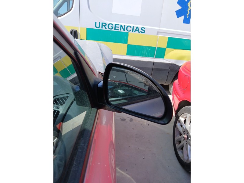 Recambio de retrovisor derecho para kia cee´d sw (ed) 1.6 crdi 115 referencia OEM IAM   
