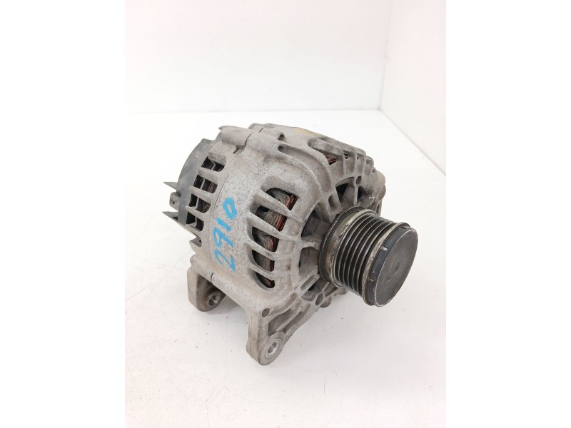 Recambio de alternador para renault grand scénic iii (jz0/1_) 1.5 dci referencia OEM IAM 231004554R  
							