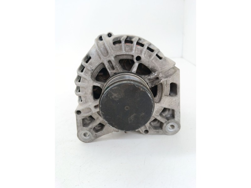 Recambio de alternador para renault grand scénic iii (jz0/1_) 1.5 dci referencia OEM IAM 231004554R  