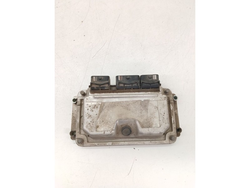 Recambio de centralita motor uce para peugeot 206 hatchback (2a/c) 1.6 16v referencia OEM IAM 9650347980  
							
