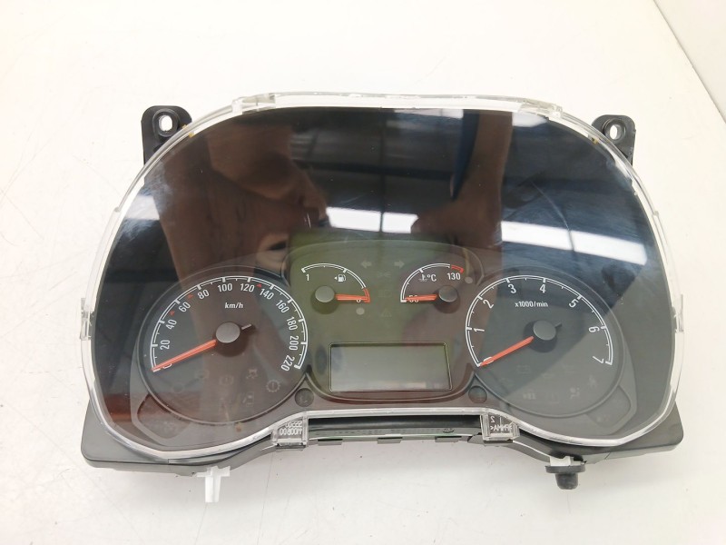 Recambio de cuadro instrumentos para opel combo furgón/monospace (x12) 1.3 cdti (b05) referencia OEM IAM 52070777  