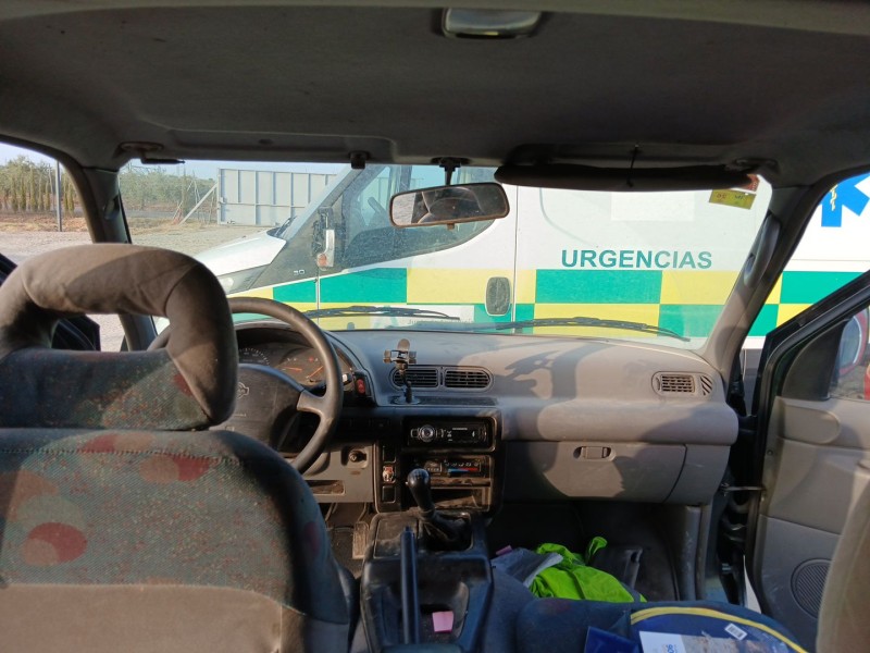 nissan serena van (c23) del año 1999