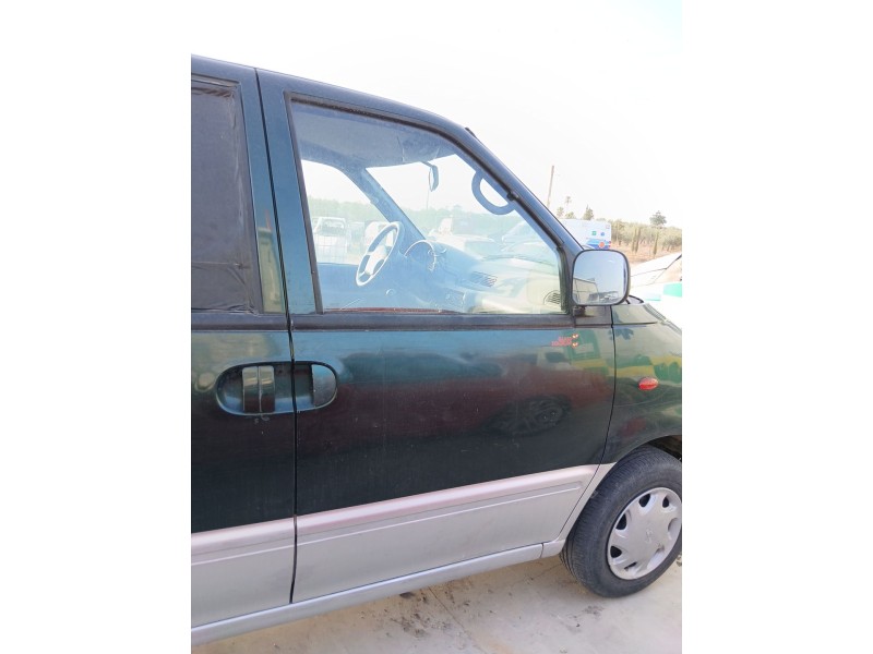 Recambio de puerta delantera derecha para nissan serena van (c23) 2.3 referencia OEM IAM   
