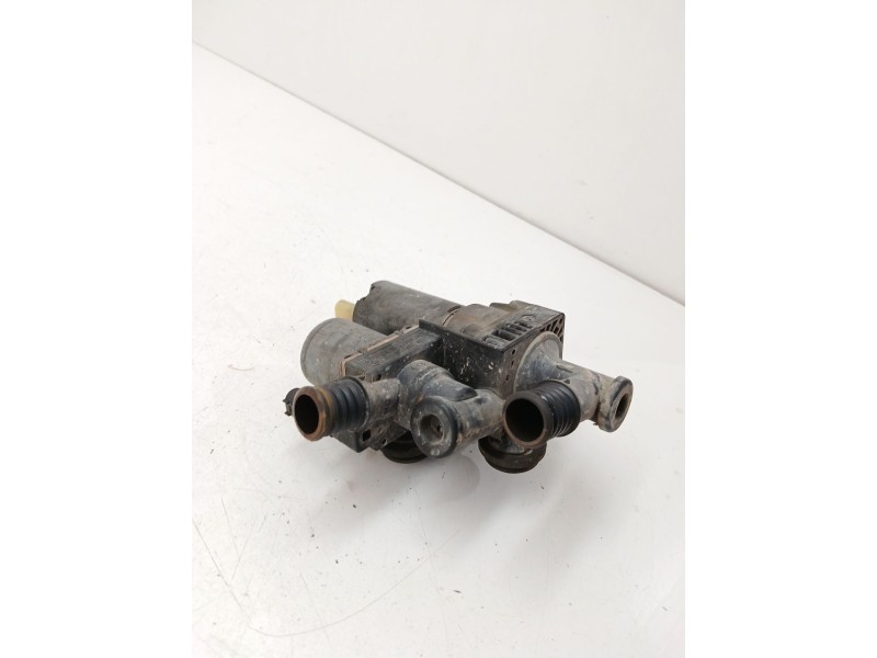 Recambio de valvula intercambio de calefaccion para bmw 3 compact (e46) 320 td referencia OEM IAM 1147412149  