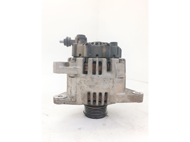 Recambio de alternador para hyundai i30 (fd) 1.6 crdi referencia OEM IAM 373002A110  