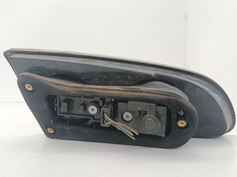 Recambio de piloto trasero derecho interior para seat ibiza iii (6l1) 1.4 tdi referencia OEM IAM 6L6945094  