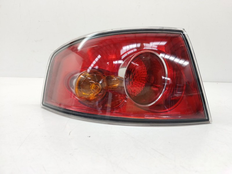 Recambio de piloto trasero izquierdo para seat ibiza iii (6l1) 1.4 16v referencia OEM IAM 084451916L  