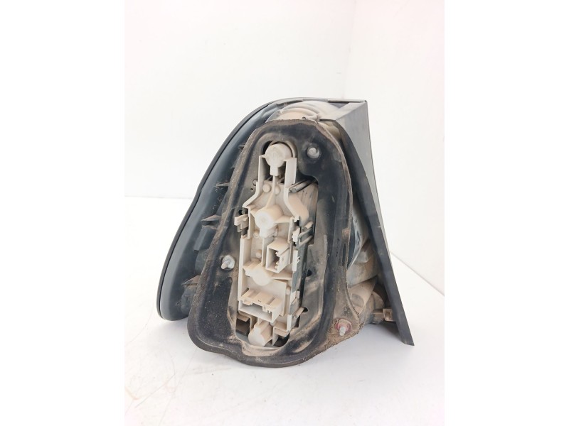 Recambio de piloto trasero derecho para bmw 3 compact (e46) 316 ti referencia OEM IAM 6934162  