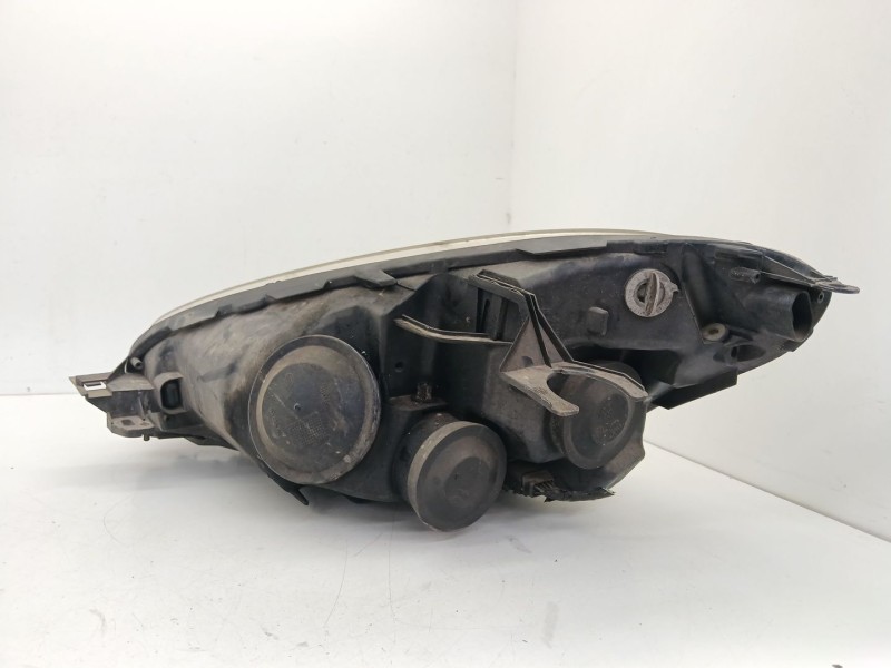 Recambio de faro derecho para citroën c4 grand picasso i (ua_) 1.6 hdi referencia OEM IAM 16298200  