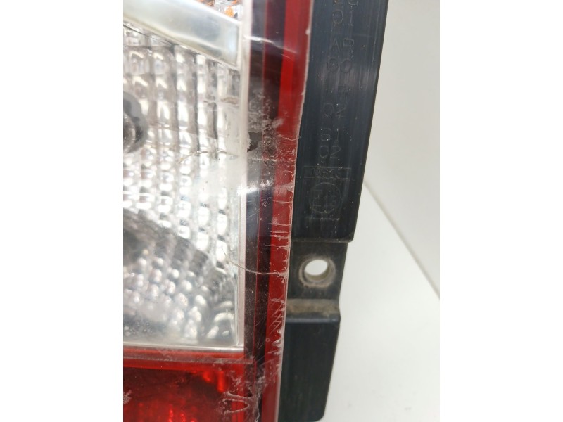 Recambio de piloto trasero izquierdo para iveco daily vi furgoneta 33s13, 35s13, 35c13 referencia OEM IAM 5801523220  