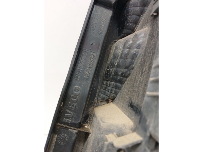 Recambio de piloto trasero izquierdo para iveco daily vi furgoneta 33s13, 35s13, 35c13 referencia OEM IAM 5801523220  