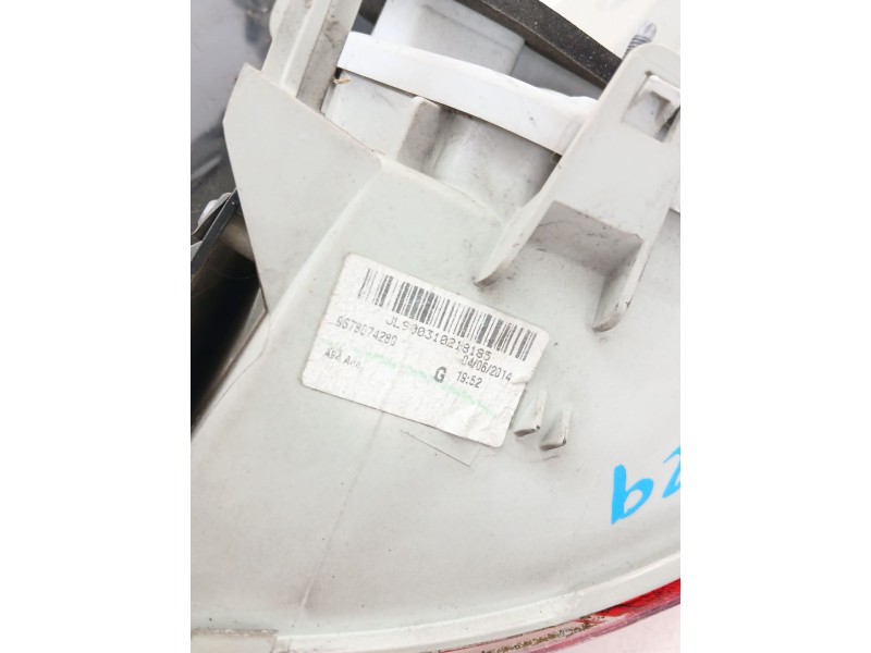 Recambio de piloto trasero izquierdo para peugeot 2008 i (cu_) 1.2 vti referencia OEM IAM   
							