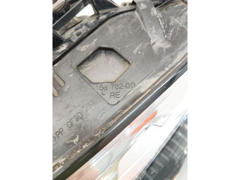 Recambio de faro derecho para bmw 5 (e60) 525 d referencia OEM IAM 15833200  