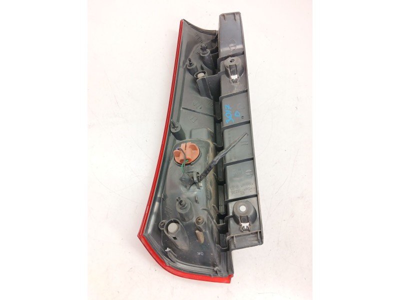 Recambio de piloto trasero derecho para kia cee´d sw (ed) 1.6 crdi 115 referencia OEM IAM 924041H3  
							