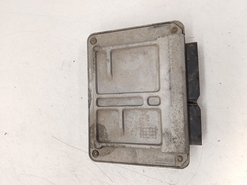 Recambio de centralita motor uce para seat ibiza iii (6l1) 1.4 16v referencia OEM IAM 036906034HA  