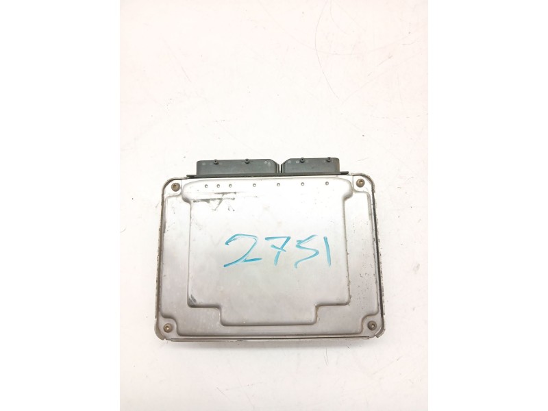 Recambio de centralita motor uce para volkswagen polo iv (9n_, 9a_) 1.9 sdi referencia OEM IAM 038906012EL  