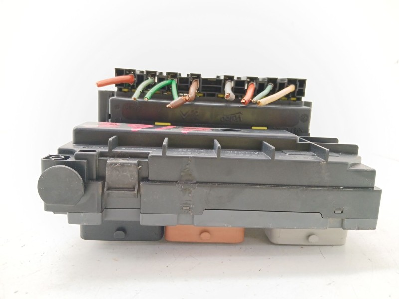 Recambio de caja reles / fusibles para citroën c4 i (lc_) 1.4 16v referencia OEM IAM 9664706280  
							