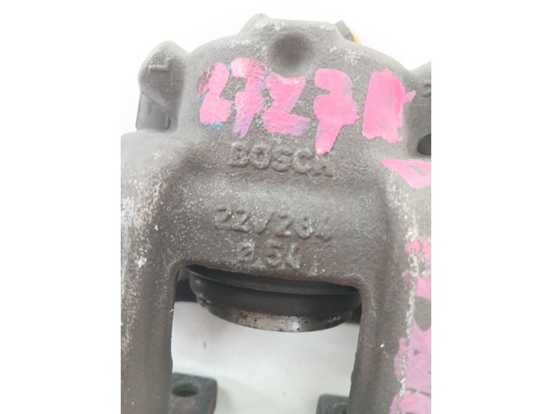 Recambio de pinza freno delantera derecha para bmw 1 (f20) 116 d referencia OEM IAM 22284  
							