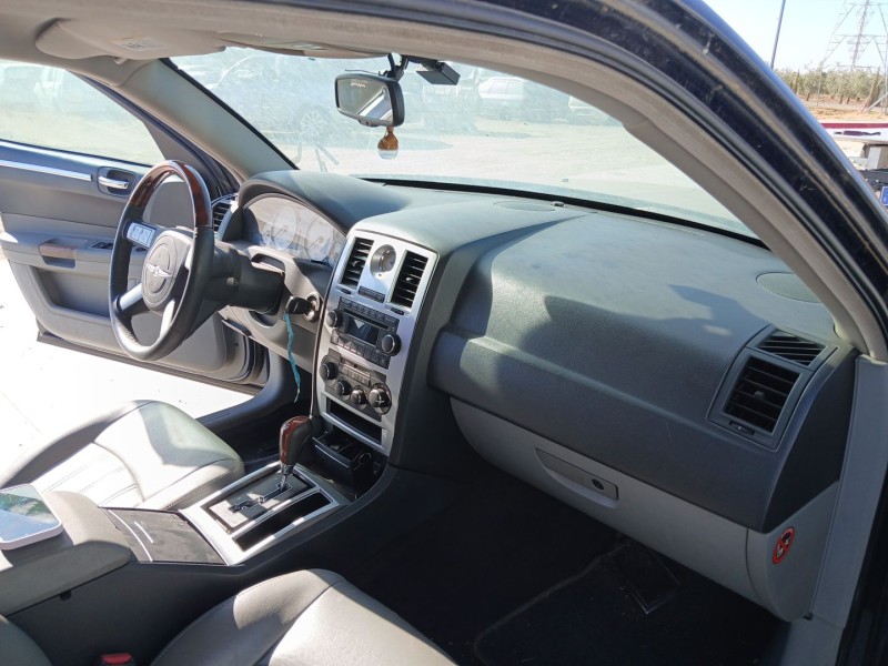 chrysler 300c (lx, le) del año 2005
							