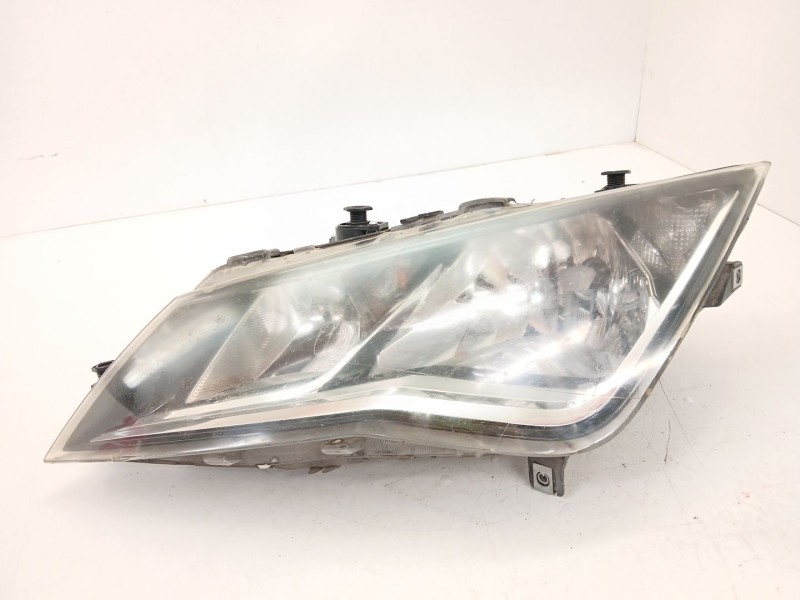 Recambio de faro izquierdo para seat leon (5f1) 1.6 tdi referencia OEM IAM 084451134L  
