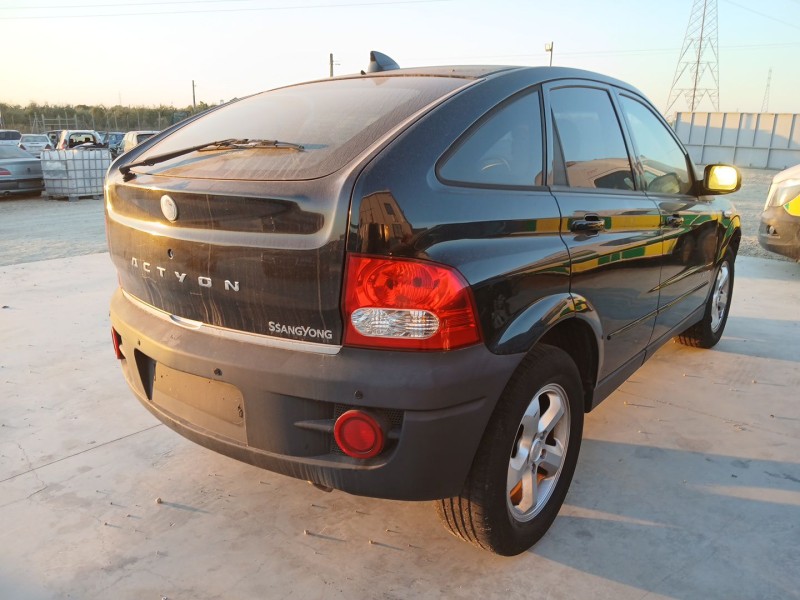 ssangyong actyon i del año 2010
							