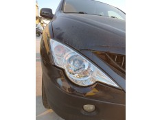 Recambio de faro derecho para ssangyong actyon i 2.0 xdi referencia OEM IAM   
