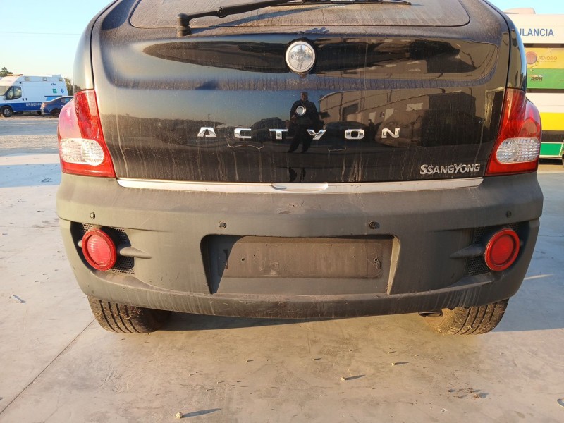 Recambio de paragolpes trasero para ssangyong actyon i 2.0 xdi referencia OEM IAM   