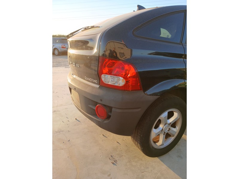 Recambio de paragolpes trasero para ssangyong actyon i 2.0 xdi referencia OEM IAM   