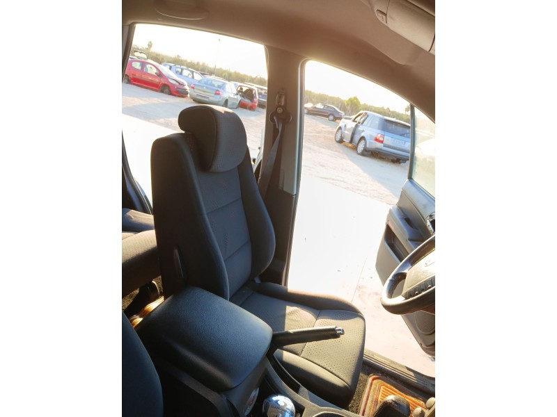 Recambio de asiento delantero izquierdo para ssangyong actyon i 2.0 xdi referencia OEM IAM   
							