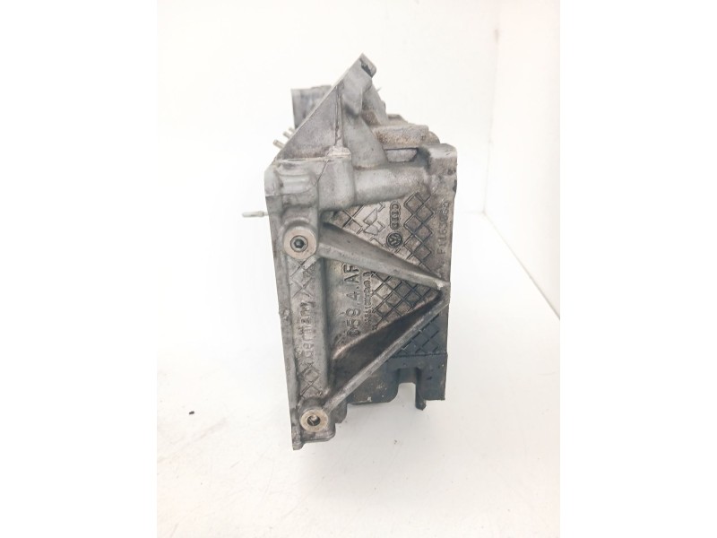 Recambio de culata para porsche panamera (970) 3.0 d referencia OEM IAM O268059354DF 0594AF 
							